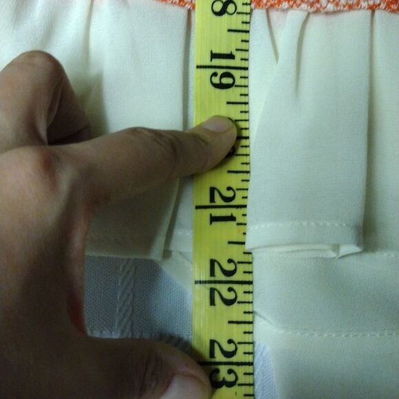 Ya Los Angeles Women's Knit Top Size M Pink Ivory Ruffle Hem Back Tie Scoop Neck - Picture 8 of 13